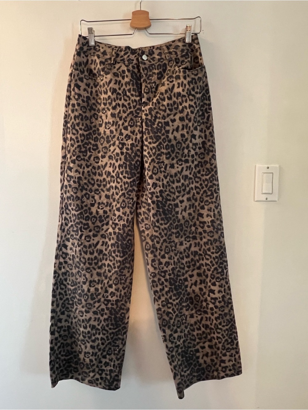 Leopard Print Wide-Leg Jeans - Brown